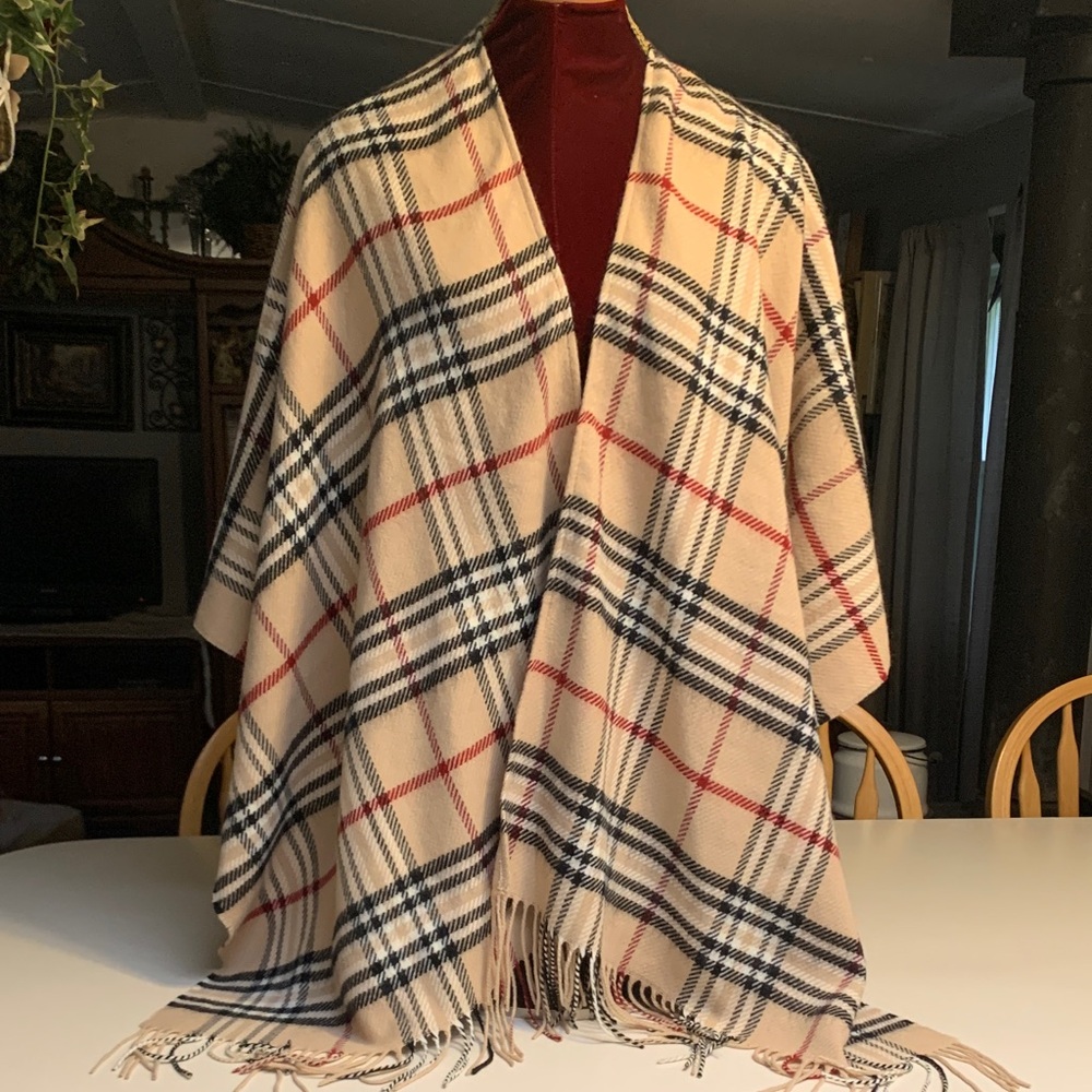 Classic Plaid Fringe Wrap Cape - Cream, Black & Red